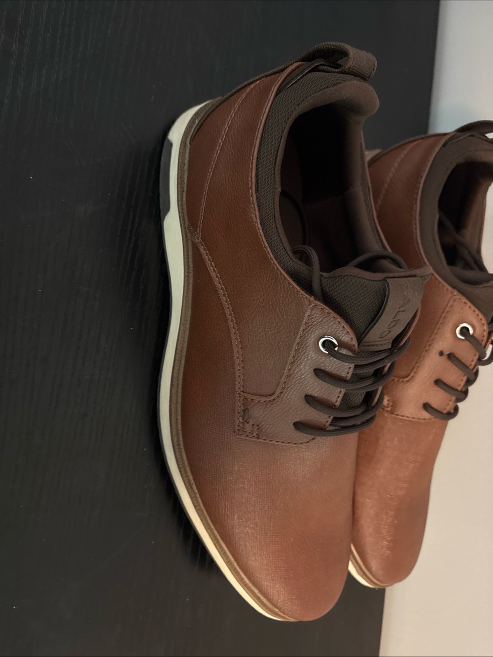 Men's Brown Leather Casual Lace-Up Shoe